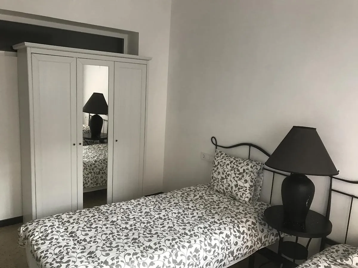Habitaciones Baobab Rubí Bed & Breakfast